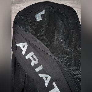 Size L women Ariat Jacket, Color Black,